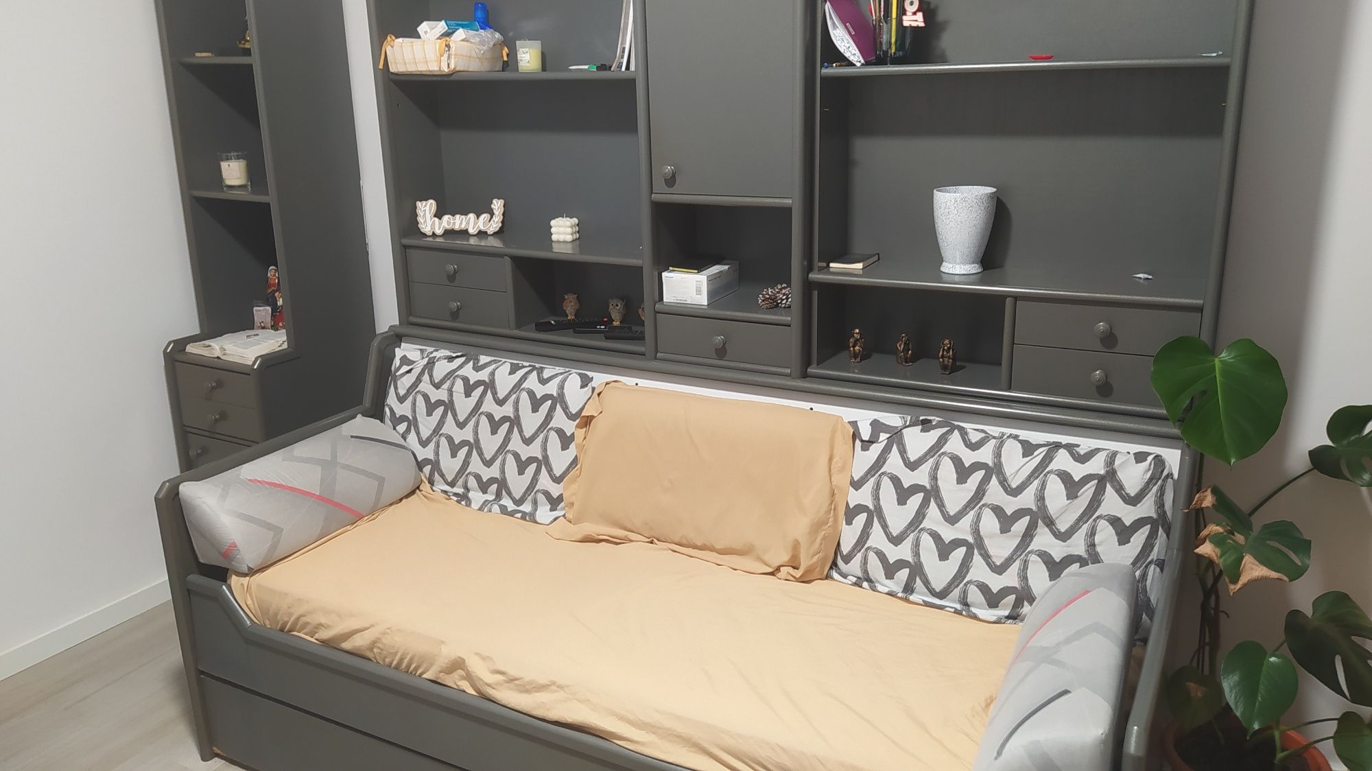 Estúdio sofá cama