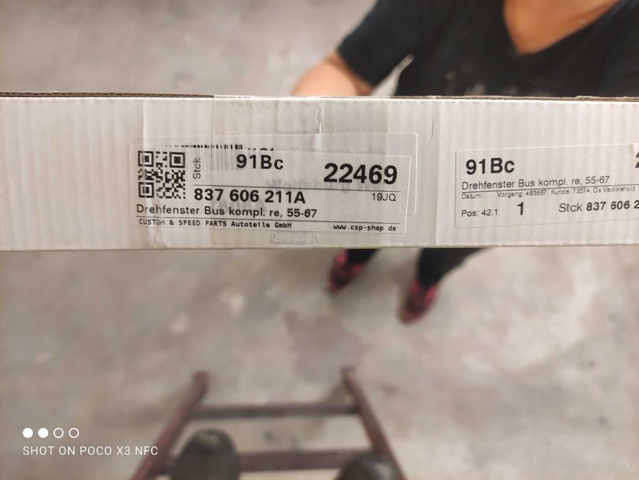 Szyba uchylna prawa/lewa biała Vw Transporter T1 Bulik 53-67