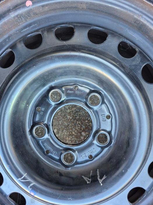 Zimowe koła w cenie felg!! 185/65 R15 Mercedes W124 bogaty bieżnik