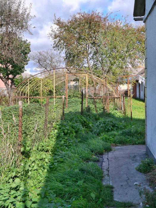 Продам будинок в мальовничому  селі  Страдч, неподалік Львова