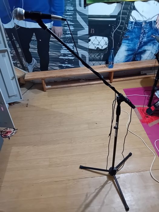 Statyw do mikrofonu
