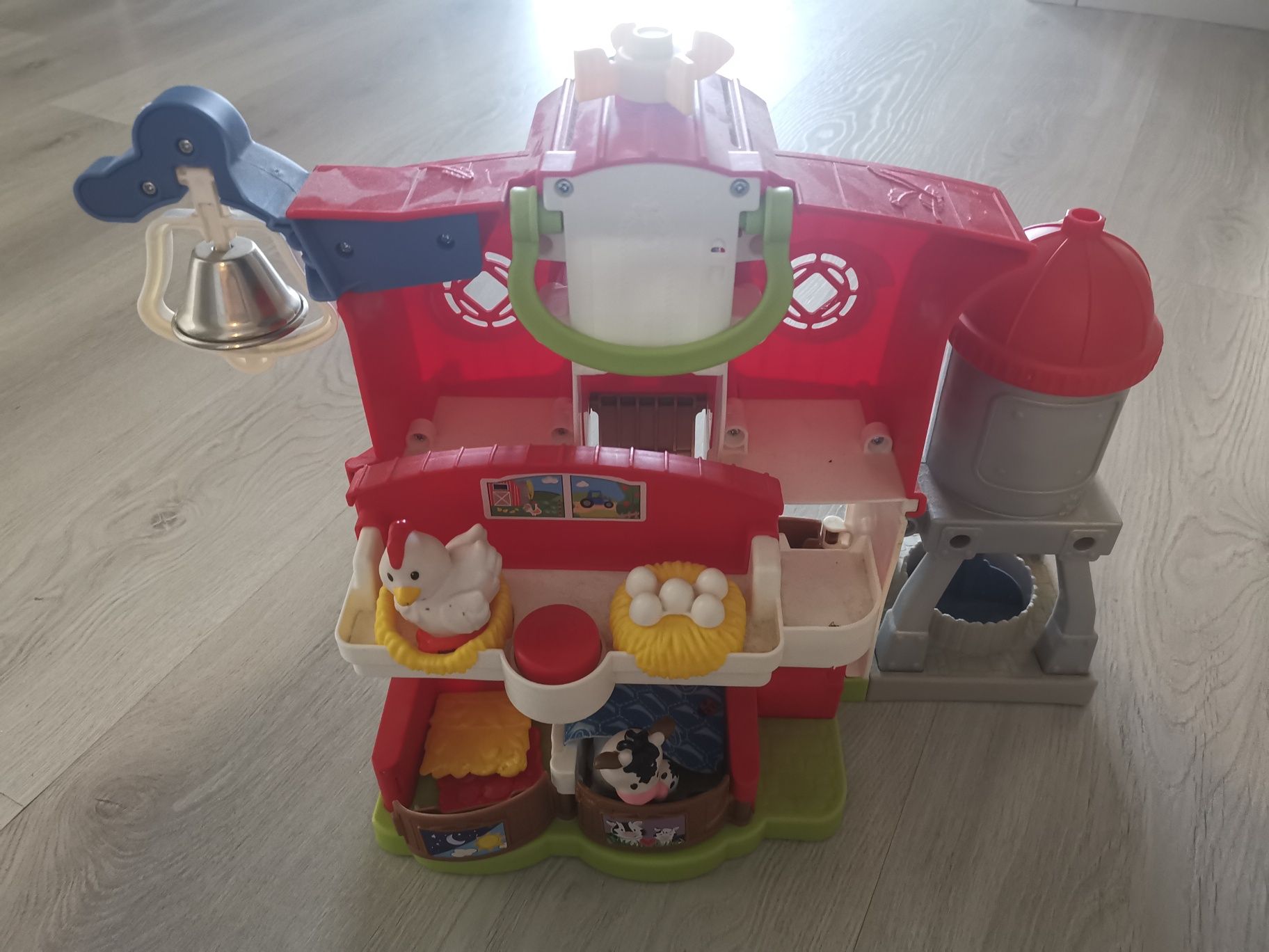 Quinta fisher price little people Quinta que fala e cuida dos animais