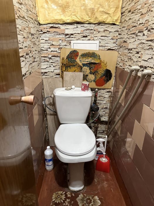 Оренда окремої кімнати для дівчини на Замості, Петроцентр. Варшавська