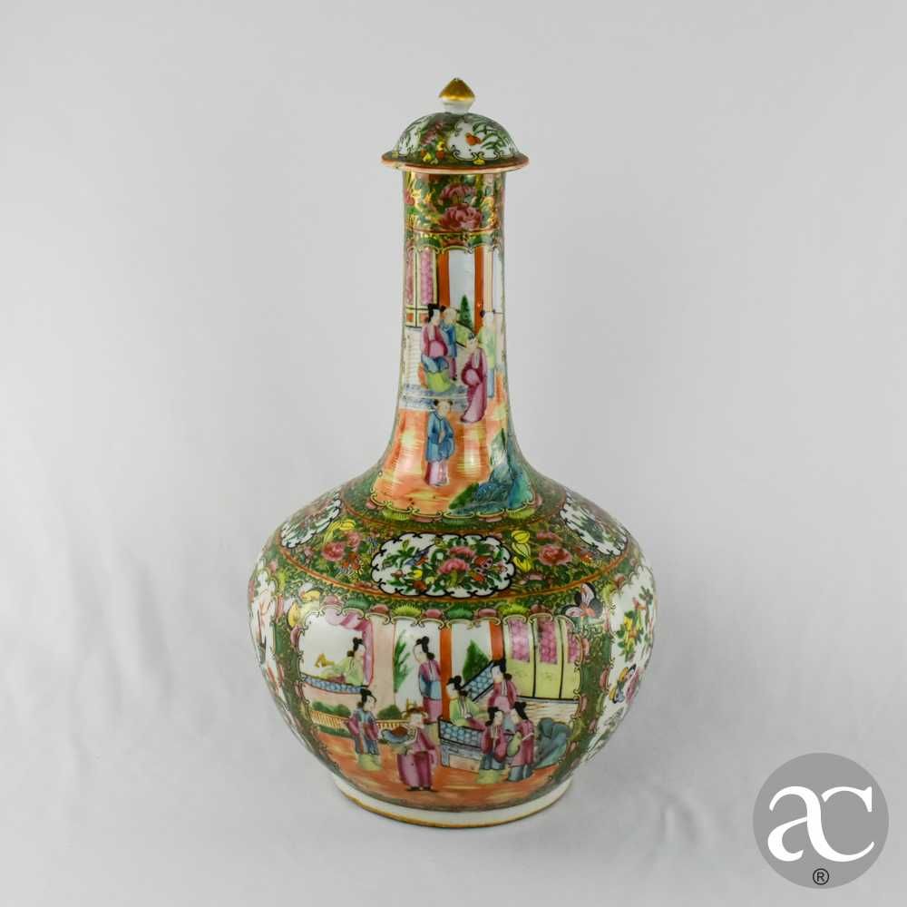 Garrafa bojuda com tampa, decoração Mandarim, reinado Guangxu