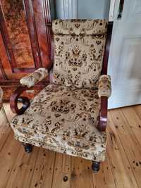 Fotel po renowacji Antyk