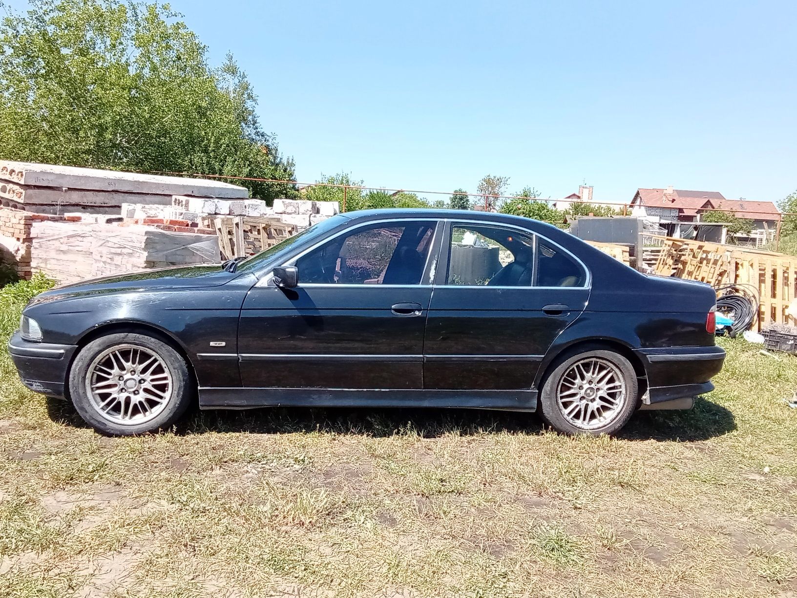 Продам  bmw e 39