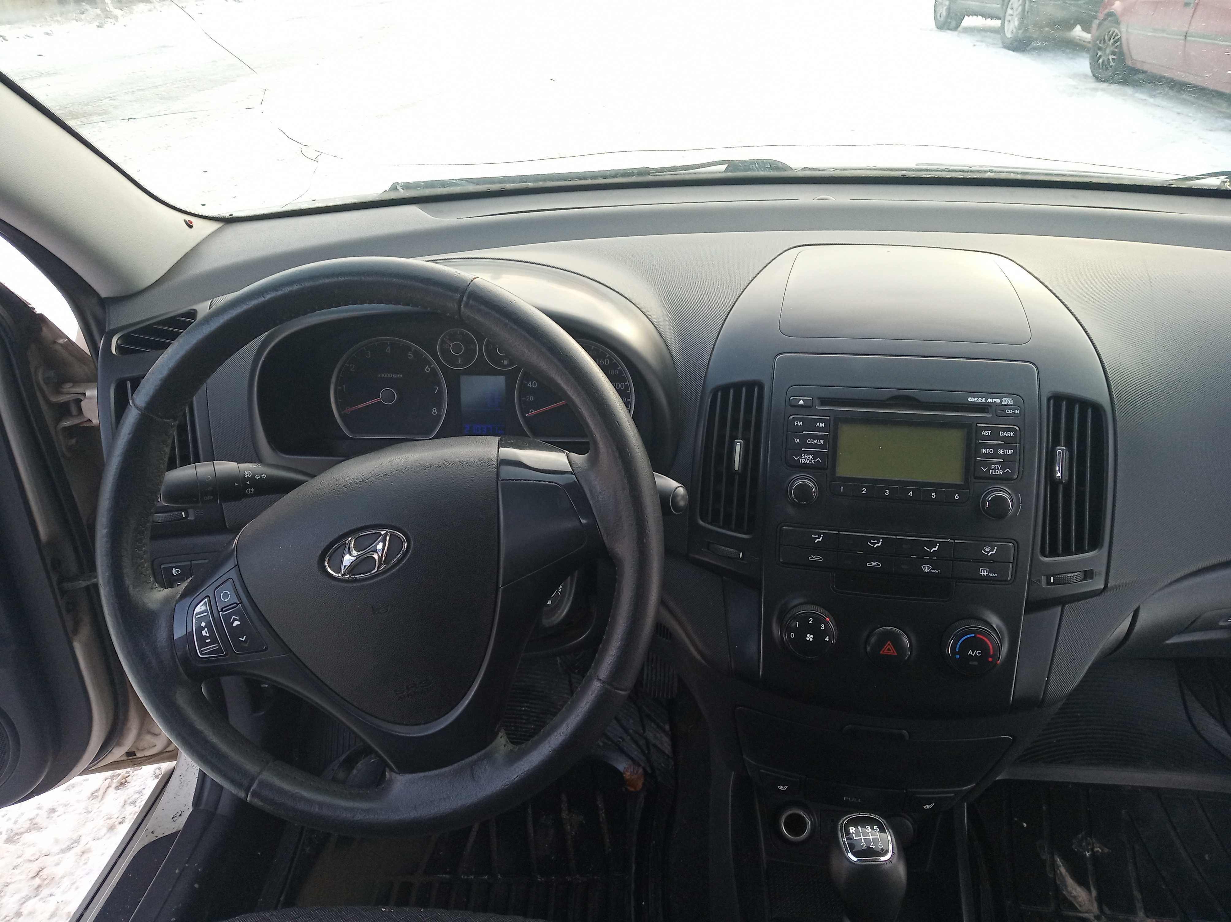Недорого! Hyundai i30, 2011г, 1-ый хозяин; 1,6л газ