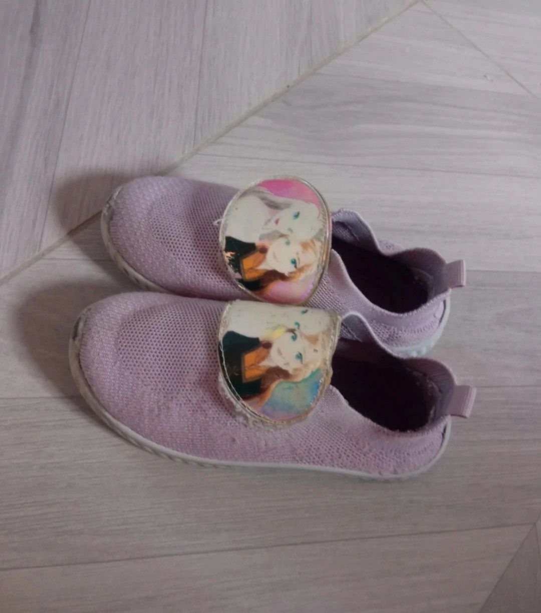 Przewiewne buty z Frozen wkładka 19 cm