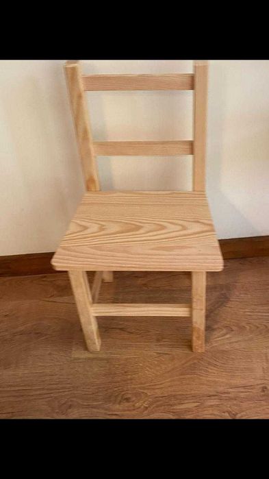 Cadeira infantil 30 cm altura até ao assento de madeira