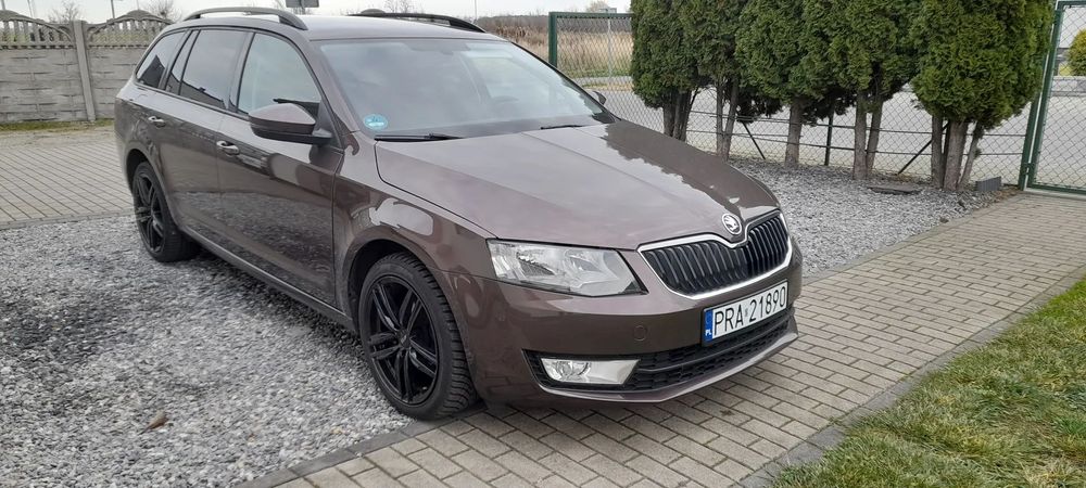 Skoda Octavia Zarejestrowana PL 239 tyś.km 1.6 TDI 105 KM