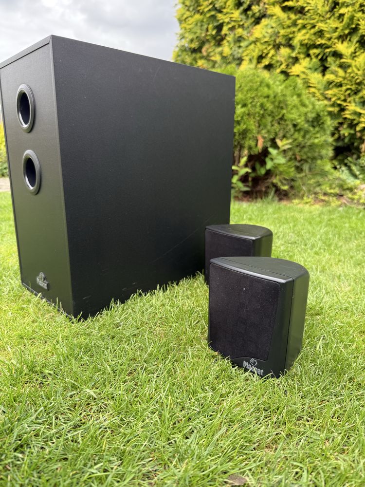 Zestaw głośników Magnat – subwoofer + 2 satelity