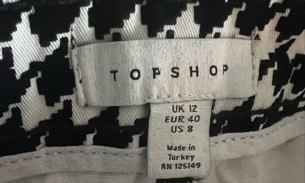 Спідниця у гусинну лапку від Topshop