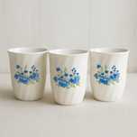 Komplet 3 porcelanowych kubeczków z ozdobnym wzorem