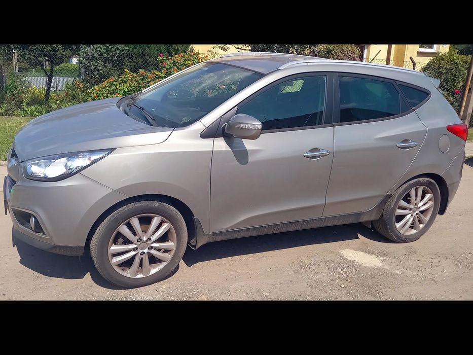 Hyundai ix35 IX35 (Tucson) 4WD Automat, nowy akumulator