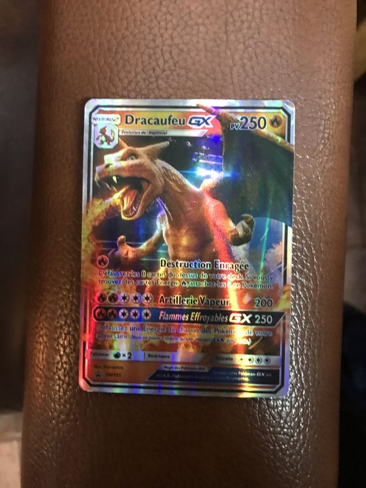 Dracaufeu GX edição limitada