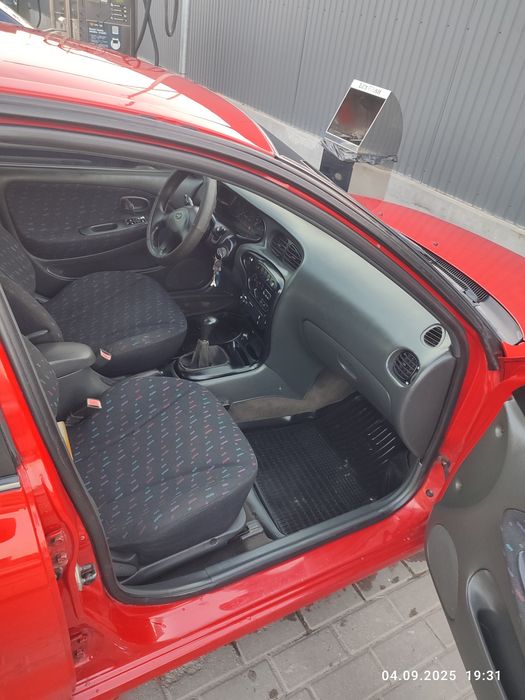 Хюндай 1.8 бензин