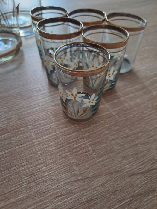Komplet szklanki plus kieliszki