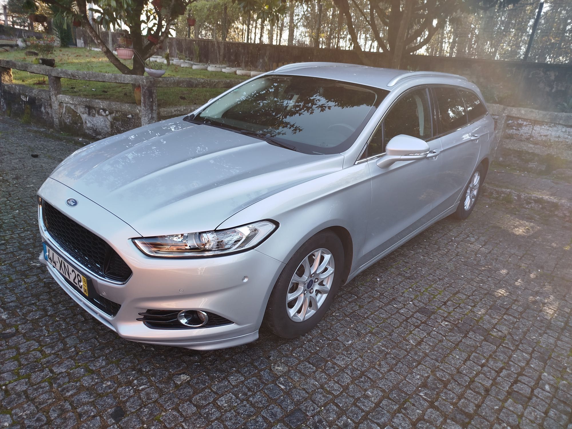 Ford Mondeo muito novo!!