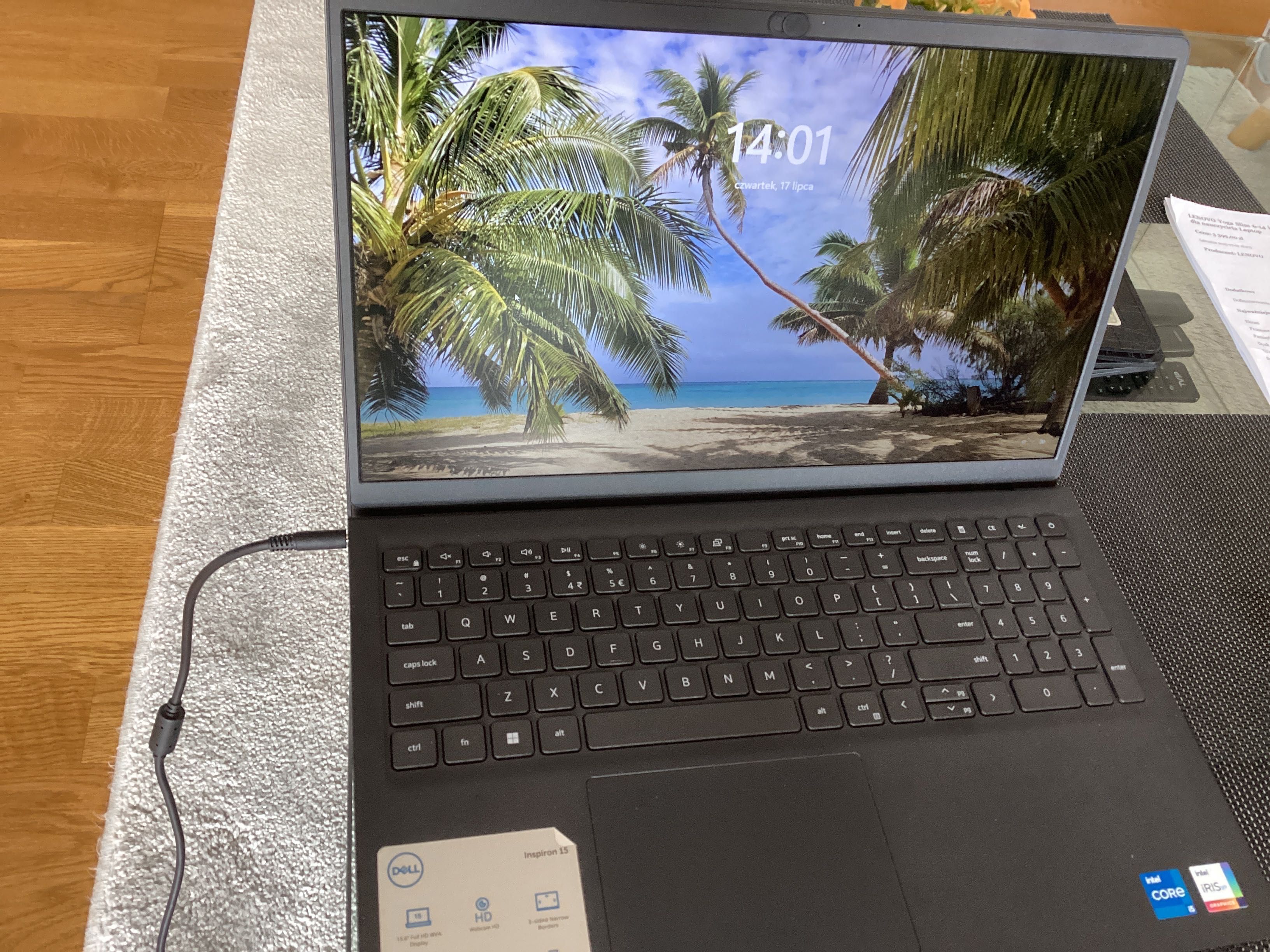 Laptop Dell inspiron   1000GB
