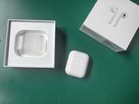 Oryginalne sluchawki bezprzewodowe  Apple Airpods 2