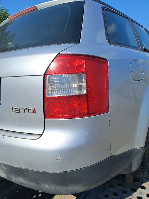 Lampa tył audi a4b6 kombi