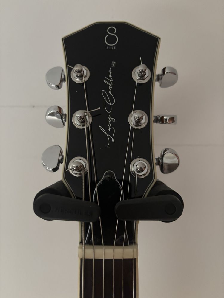 Sire Larry Carlton H7 VS + Thomann Case