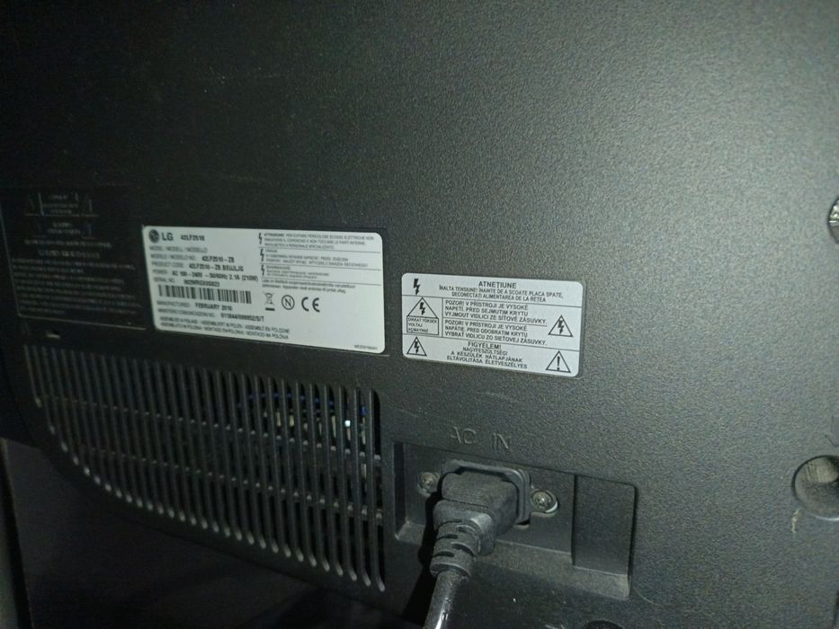 TV LG com comando de origem a funcionar na perfeição