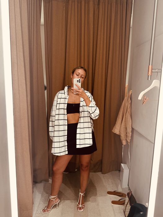 Продам сорочку The Coat