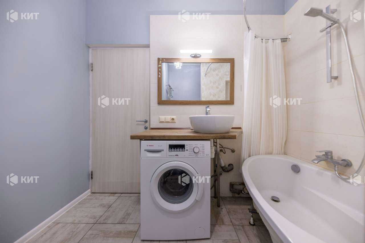 3к.67 м2 Центр (м. Университет, ул. Каразина) 118255