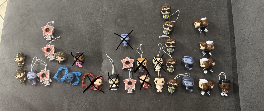 Продам или обменяю фигурки из kinder joy ОСД