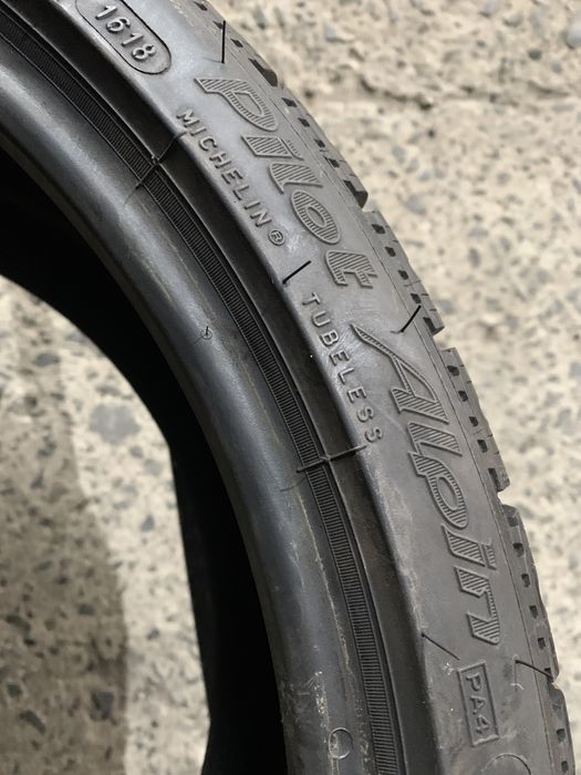 (1шт) як нове 235/35R19 Michelin Pilot Alpin PA4 (8.5мм) зимова шина