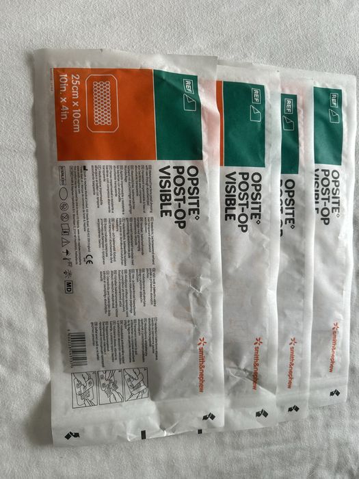 Opatrunek chłonny Smith&Nephew Opsite plaster miodu 25x10cm