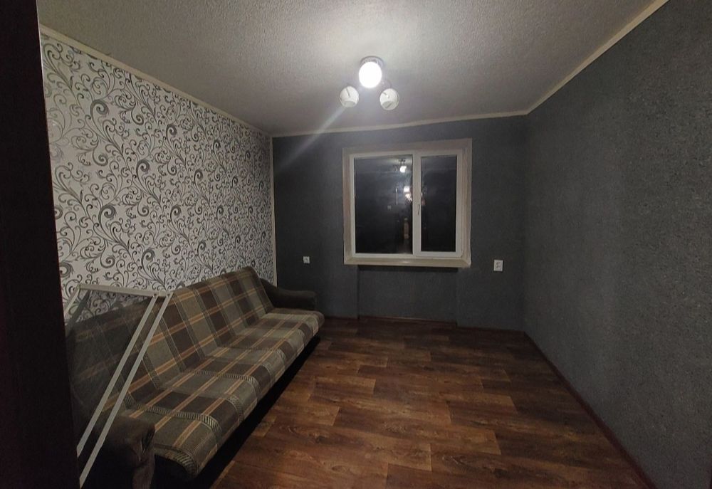 Продам квартиру в солоницевке (п.Пересечное)