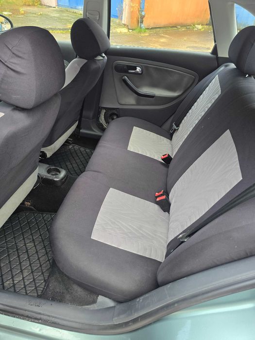 Seat ibiza 1.4benzyna +gaz 2004r.