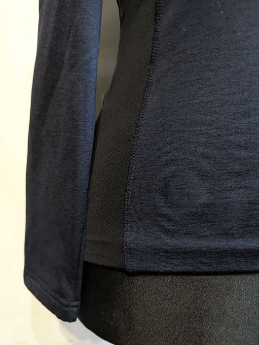 1365. Jeździecka koszulka techniczna Felix Buhler rozmiar XS