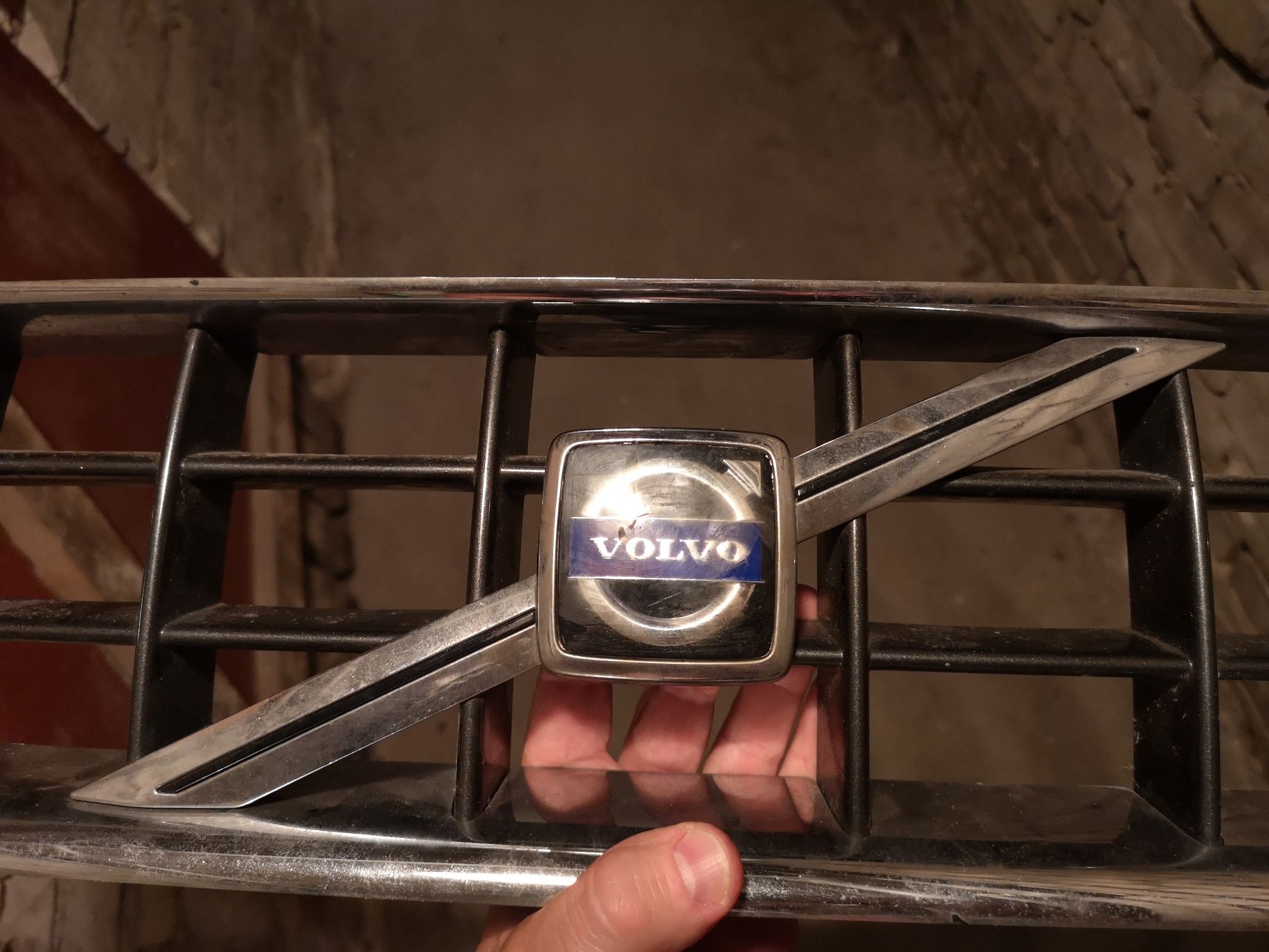 Grill atrapa Volvo c70