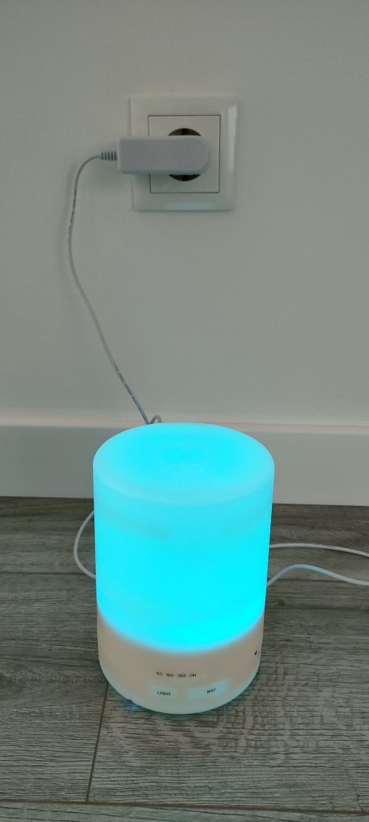 Difusor elétrico de aromas com led de cores