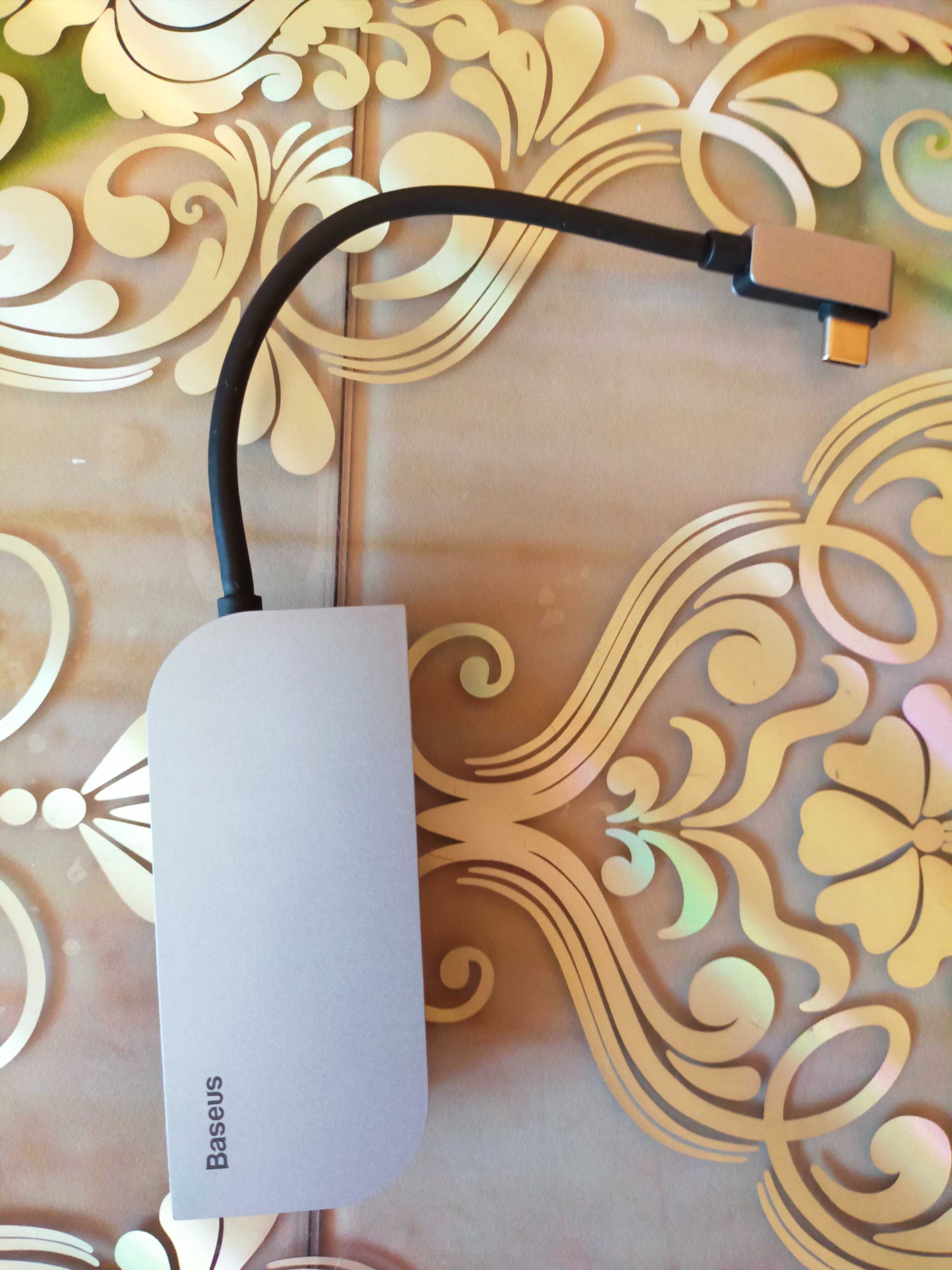 USB-хаб Baseus Bend Angle No.7 Multifunctional Type-C HUB Converter