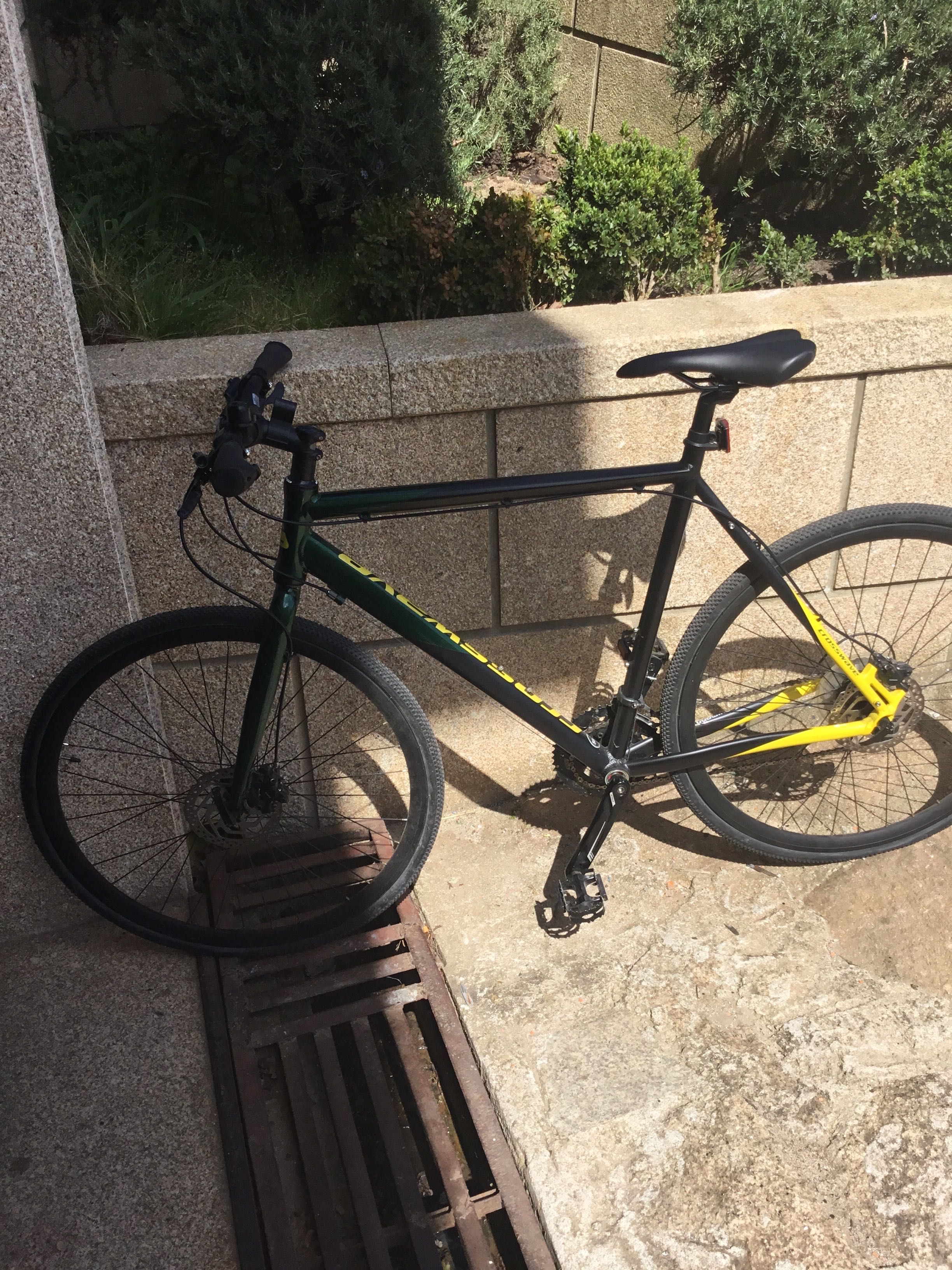 Vendo bicicleta em bom estado  250€