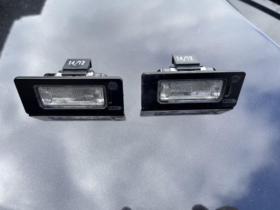 Подсветка номера Skoda SuperB 2, Passat B6, B7. Touran