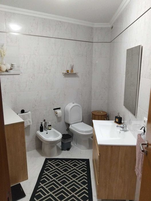 Moradia T3 centro da figueira junto aos CTT.