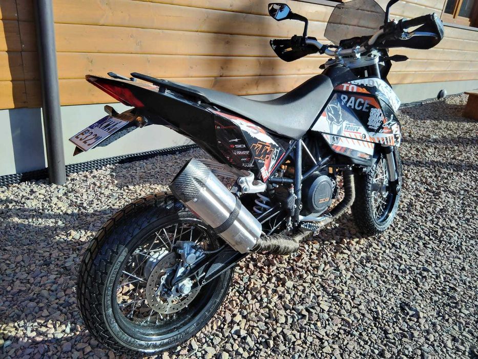 KTM 690 SM supermoto