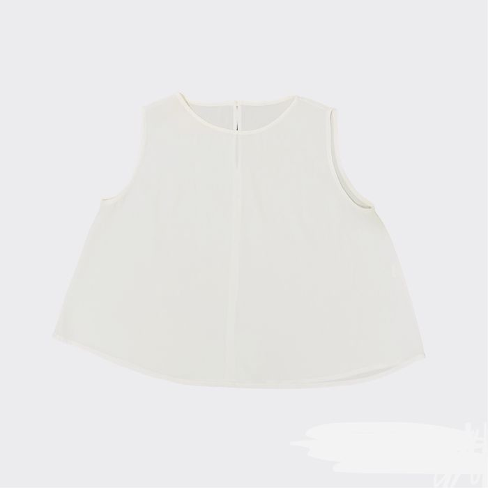 Top branco tamanho M ligeiramente cropped