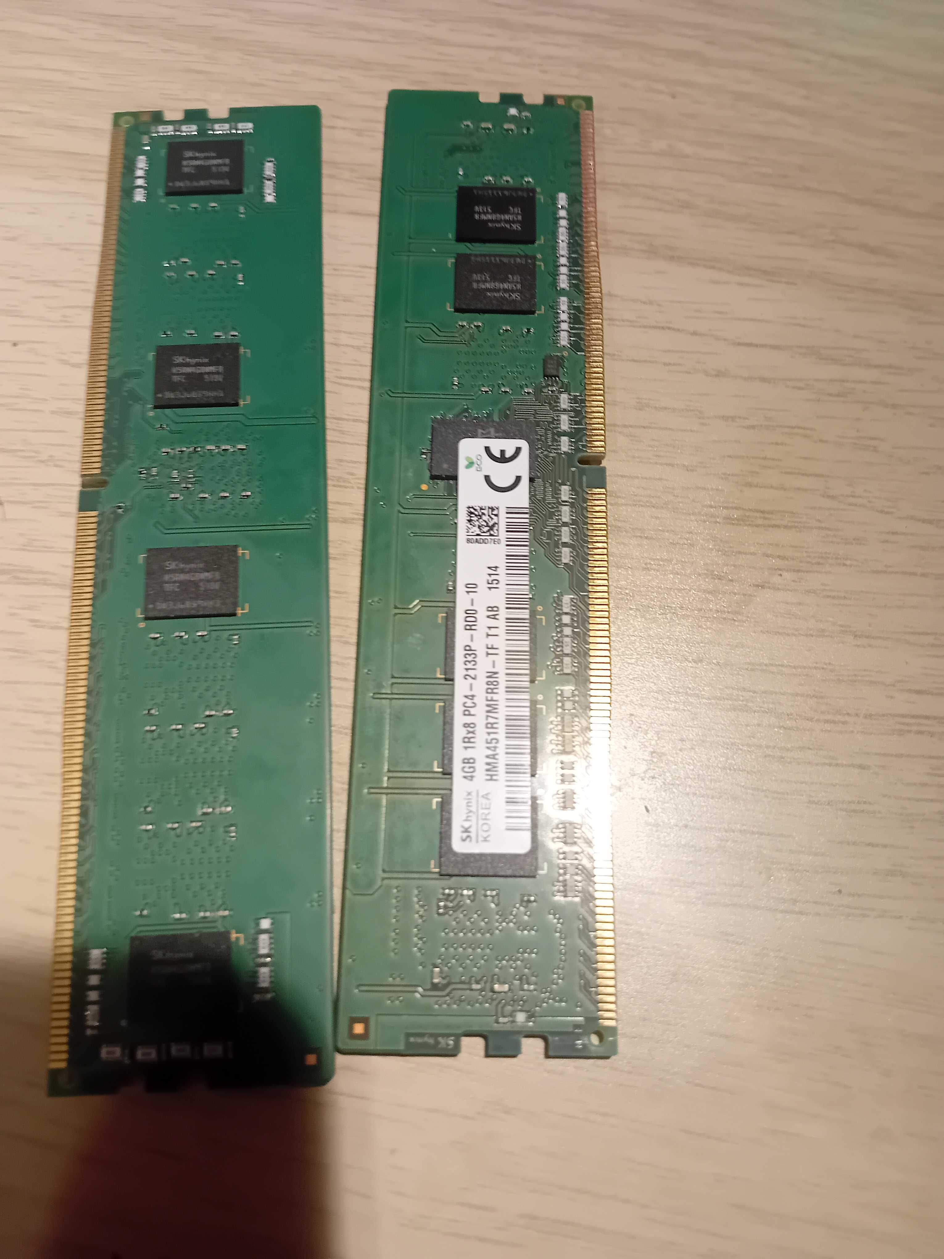 2x4 gb DDR4 RAM.