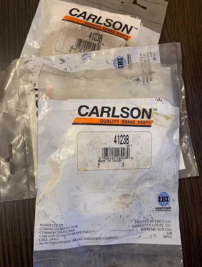 CARLSON 41238 Chrysler 300c крайслер ремкомплект суппорта
