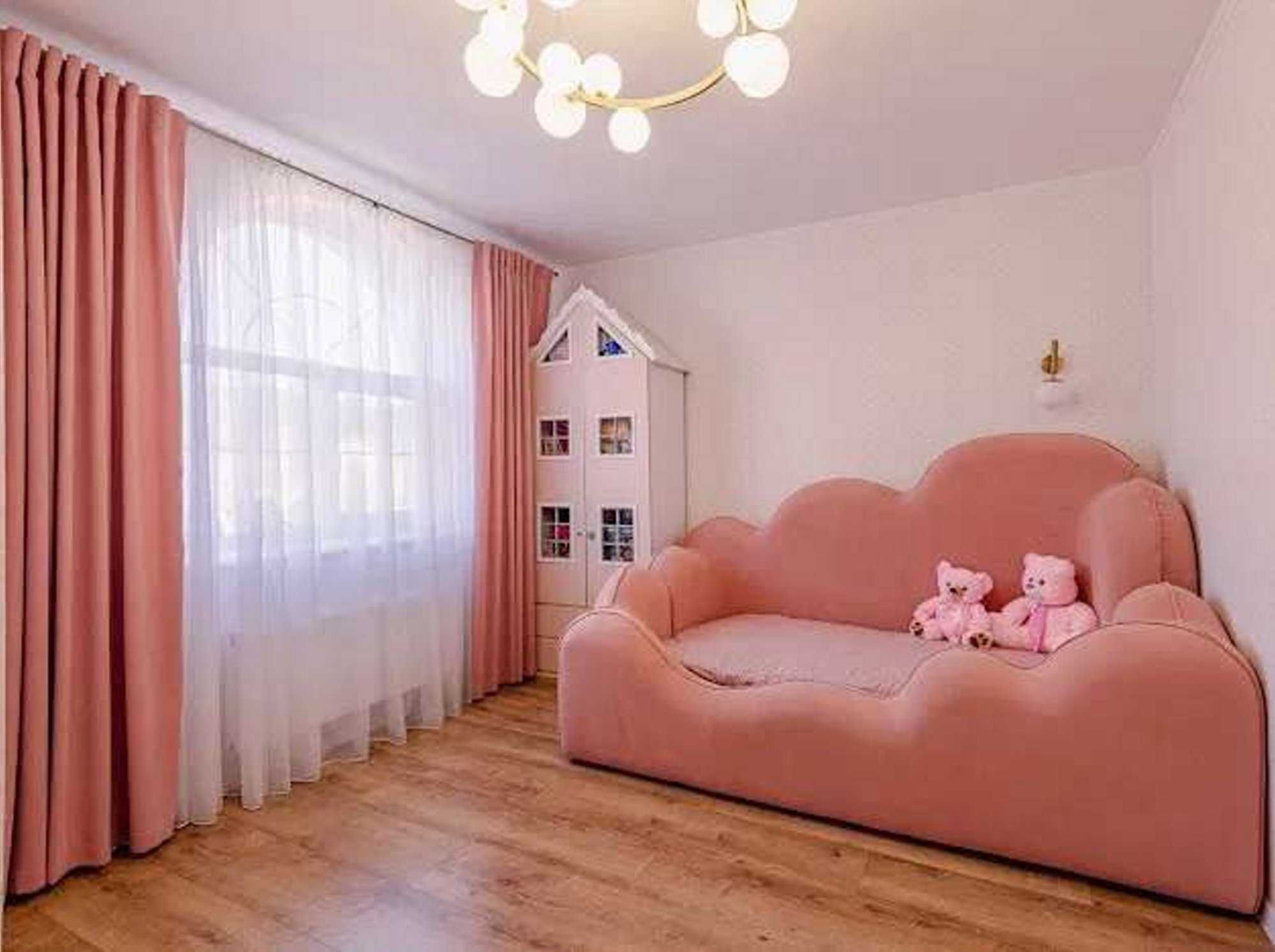 Від власника. Крюківщина. 270 м2. 10 соток. Котеджне містечко Удачний