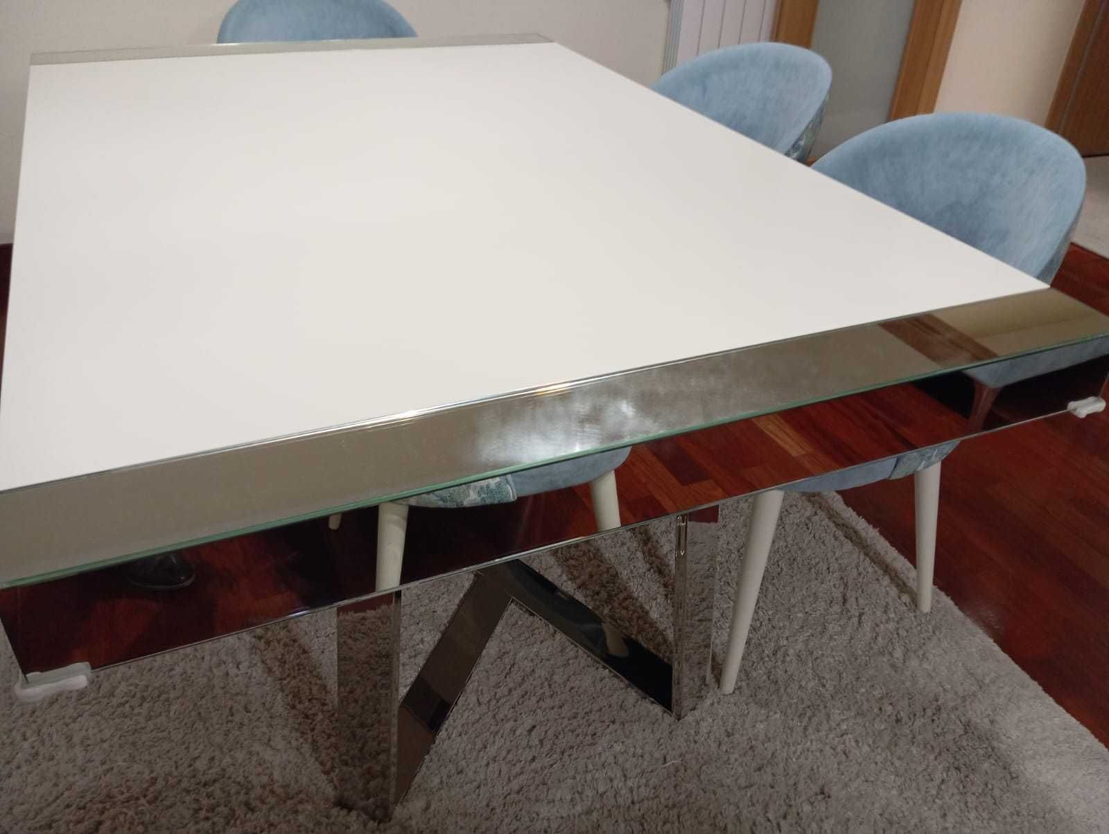 Mesa de jantar alto brilho com topos em espelho extensivel