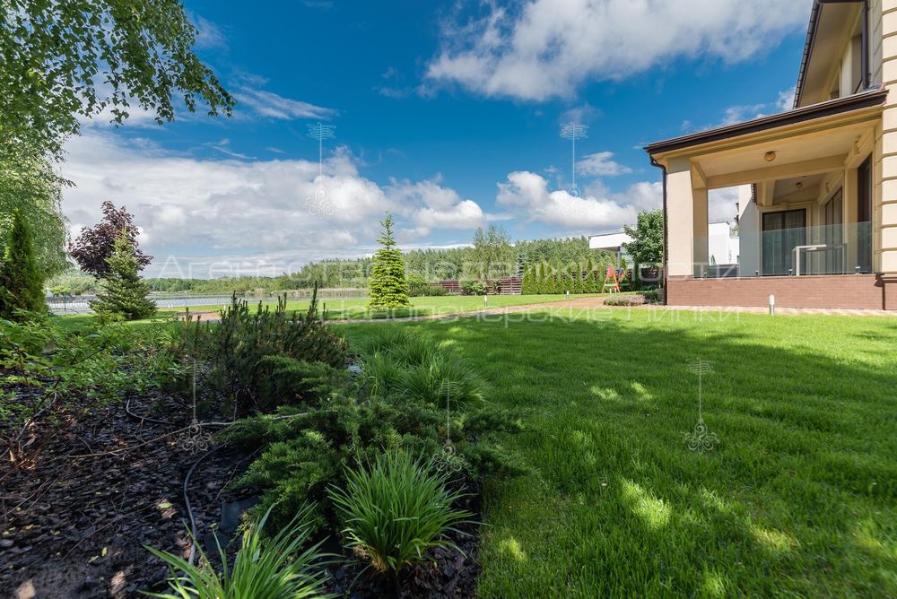 КМ Хутір Ясний,Лісники вихід на воду Будинок 462м2 з ремонтом,23 сот.