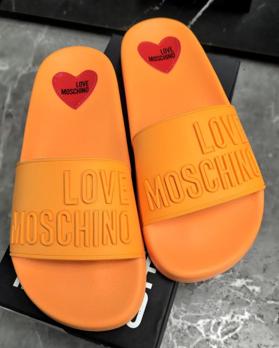 Klapki Love Moschino r38 pomarańcz