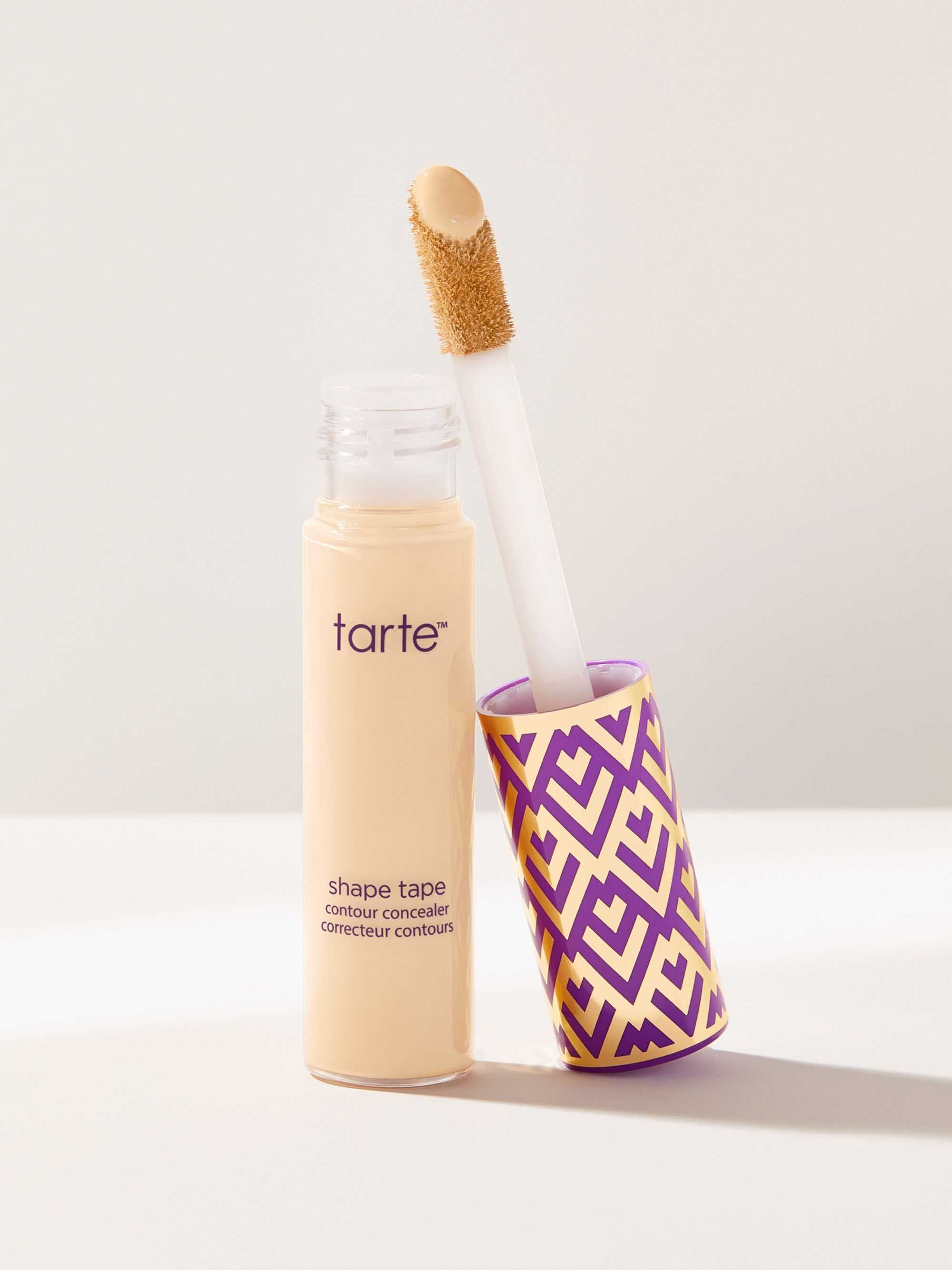 Korektor TARTE SHAPE TAPE Contour - 20S Light Sand